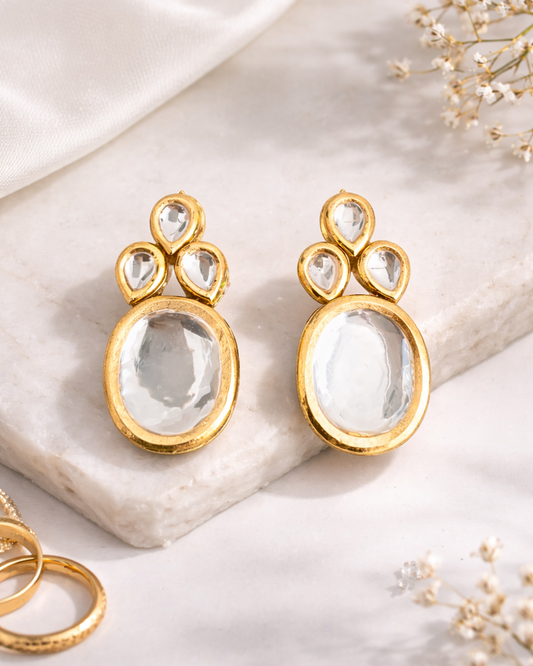 Golden Kundan Earrings Studs