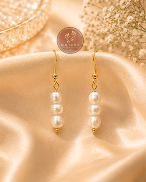 Minimal Pearl Drop Earrings